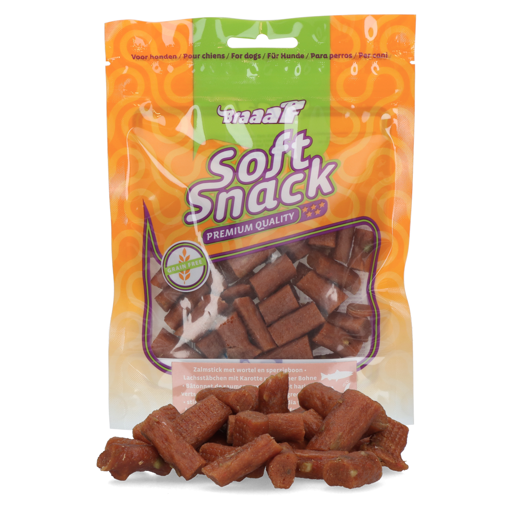 Braaaf Soft Snack Zalmstick met wortel en sperzieboon
