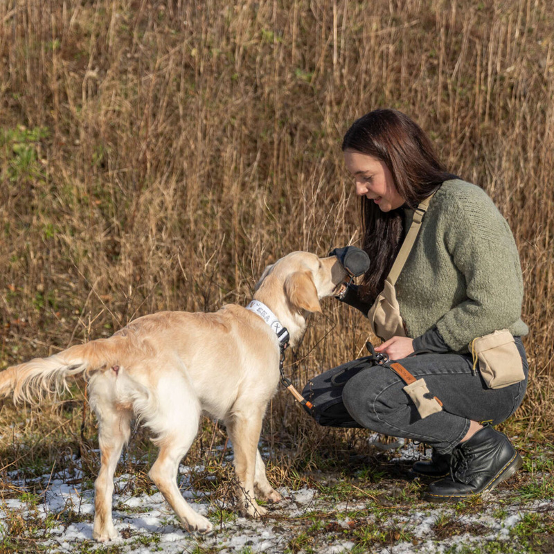 Trixie Be Nordic Poepzakhouder Met 20 Poepzakjes Zand - Afbeelding 5